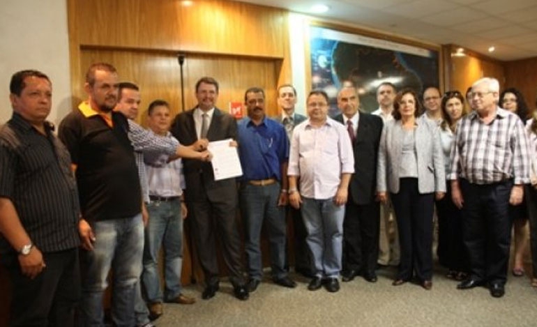 Setor sucroenergético entrega pauta de reivindicações