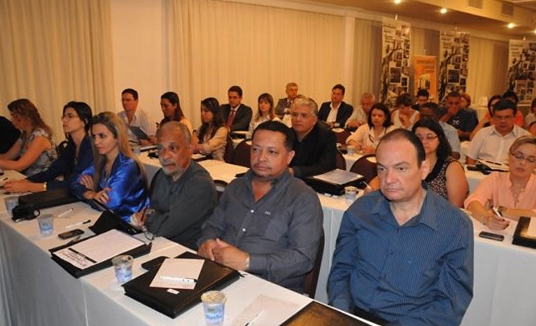 Representantes do Sindetanol participam de Encontro Jurídico Nacional