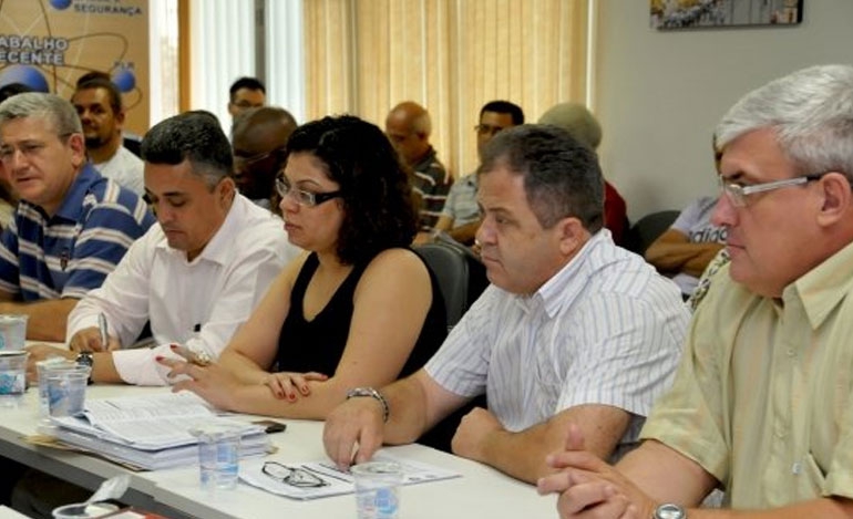 Químicos da fequimfar conquistam reajuste de 9,55% no piso