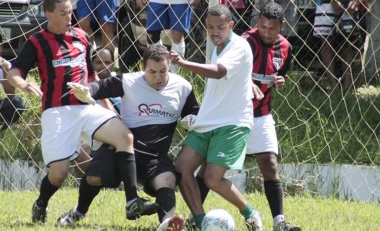 Sindetanol realiza torneios de futebol e truco em pirapozinho