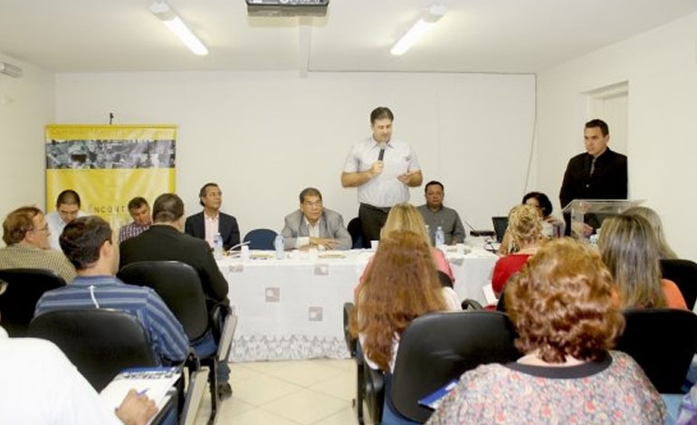 Sindetanol sedia capacitação das Comissões Municipais de Emprego na região de Prudente