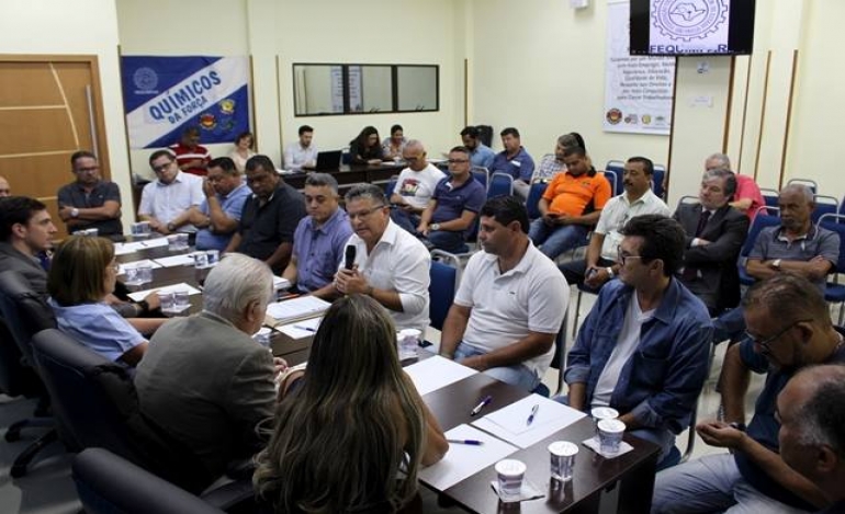 Pauta de reivindicações dos trabalhadores das usinas e destilarias de etanol é entregue aos representantes patronais