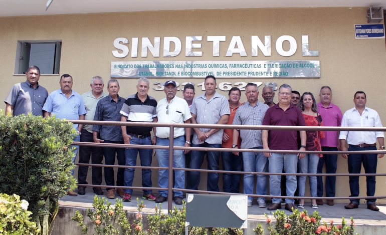 Diretoria do Sindetanol se reúne e recebe o presidente da Fequimfar em Presidente Prudente.