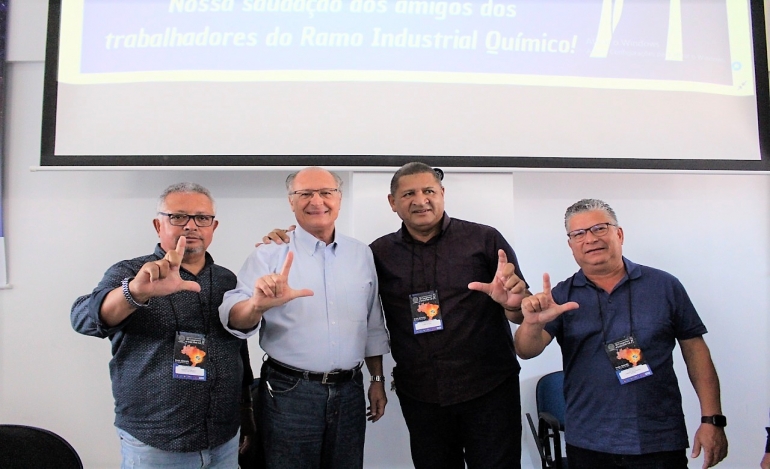 Diretoria do Sindetanol participa do 10º Congresso da Fequimfar