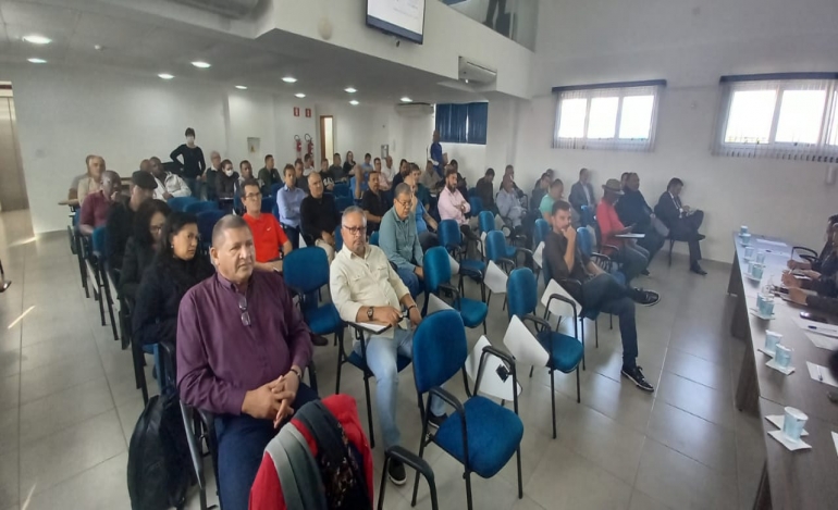 Sindetanol participa de reuniões de avaliação promovidas pela Fequimfar 