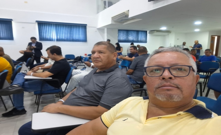 Sindetanol participa de reunião da Fequimfar sobre orçamento 2025