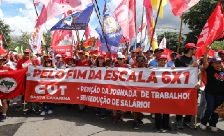 Contra trabalhadores,163 deputados assinam emendas para impedir o fim da escala 6X1